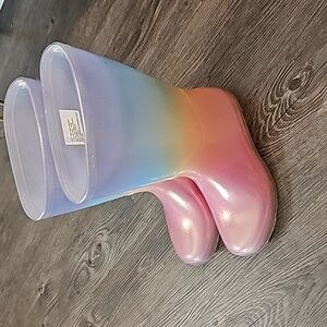 Little girl rain boots size 1